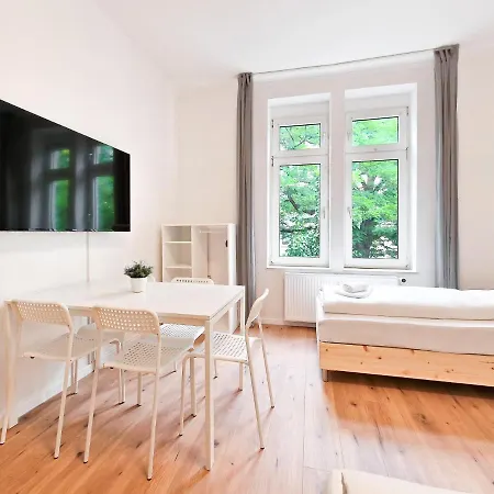 Tolstov - 3 And 4 Duisburg