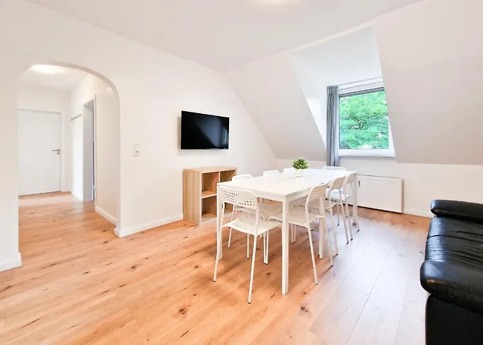 Tolstov - 3 And 4 Lejlighed Duisburg