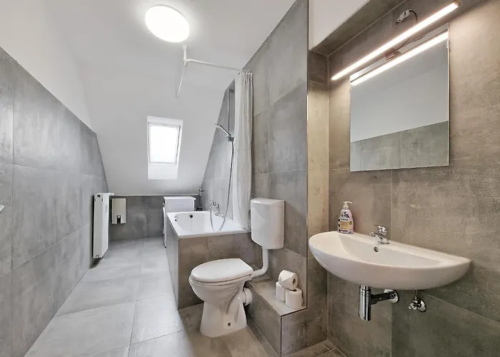 Lejlighed Tolstov - 3 And 4 Duisburg