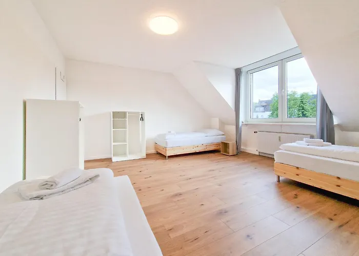 Tolstov - 3 And 4 Lejlighed Duisburg